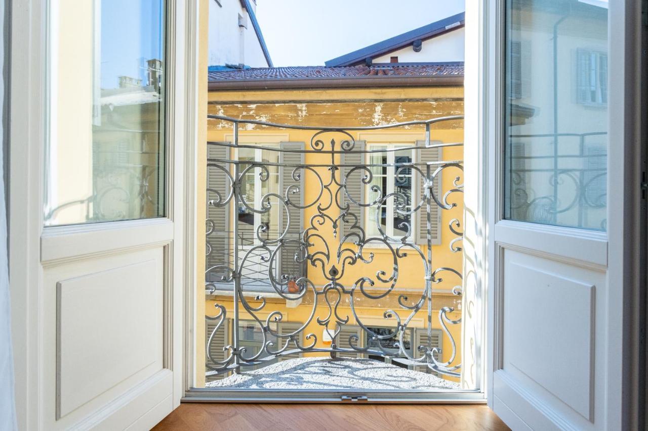 White Flat In Como City Center By Rent All Como Eksteriør billede