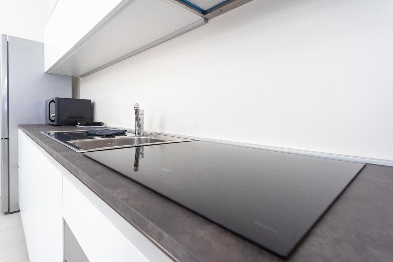 White Flat In Como City Center By Rent All Como Eksteriør billede