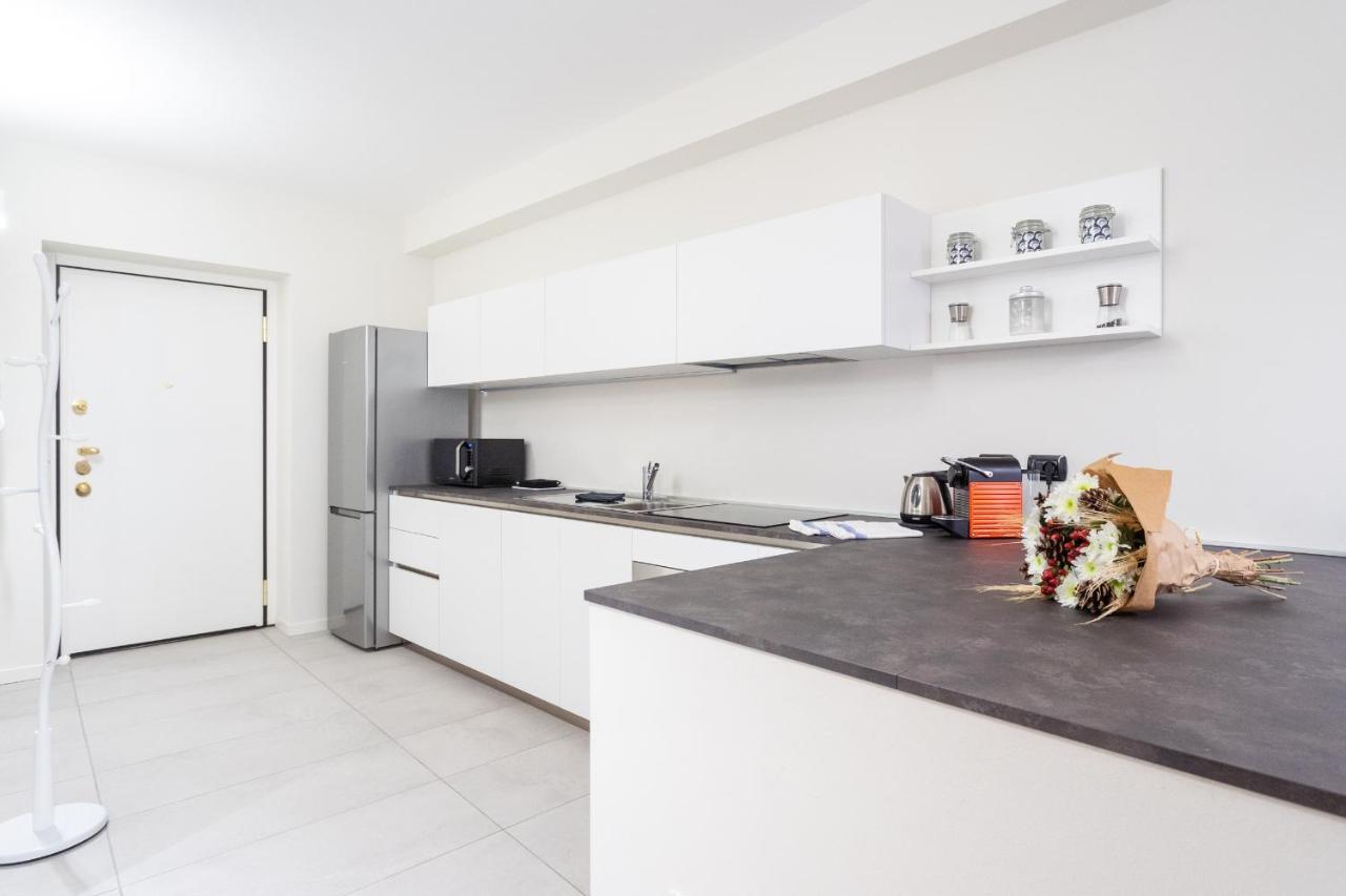 White Flat In Como City Center By Rent All Como Eksteriør billede